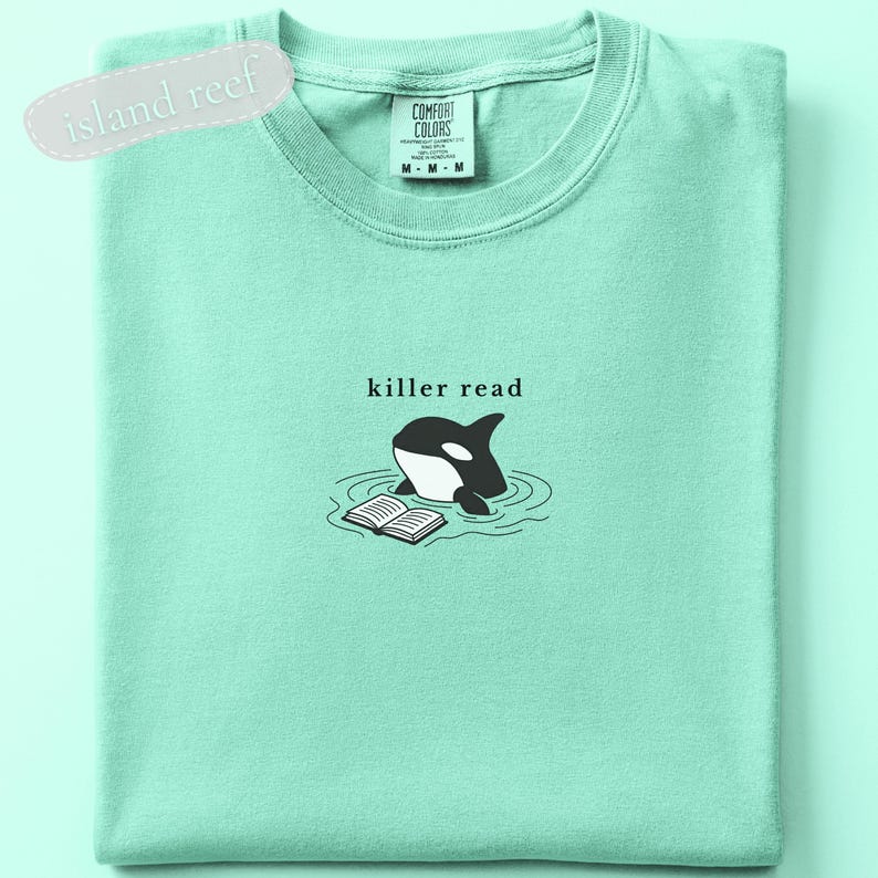 Camiseta bordada Killer Read Orca, camiseta para amantes de los libros con temática oceánica, colores cómodos, regalo para lectores de playa, camiseta playera para amantes de los libros, camiseta BookTok imagen 7