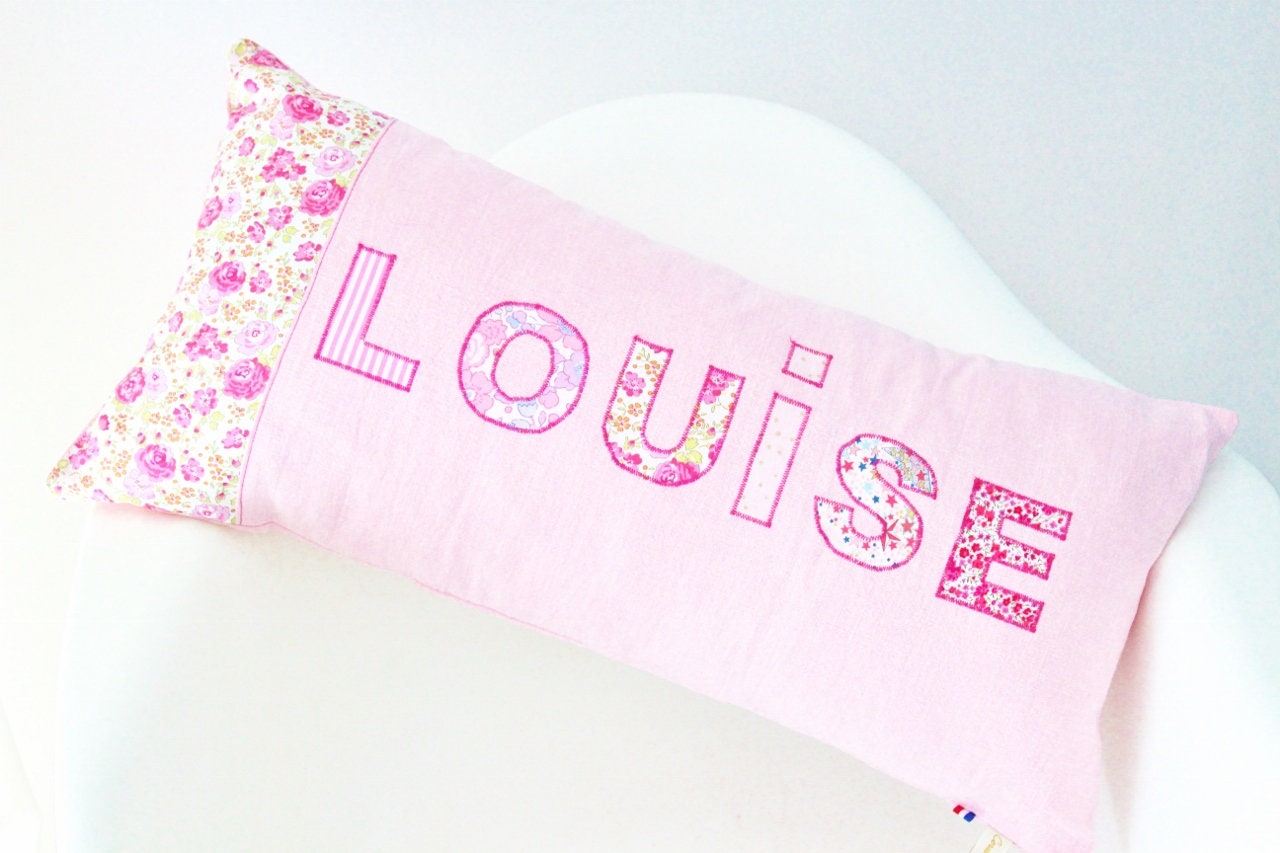 Coussin en Lin Rose Personnalisé, Bande Liberty Félicité - sur Commande