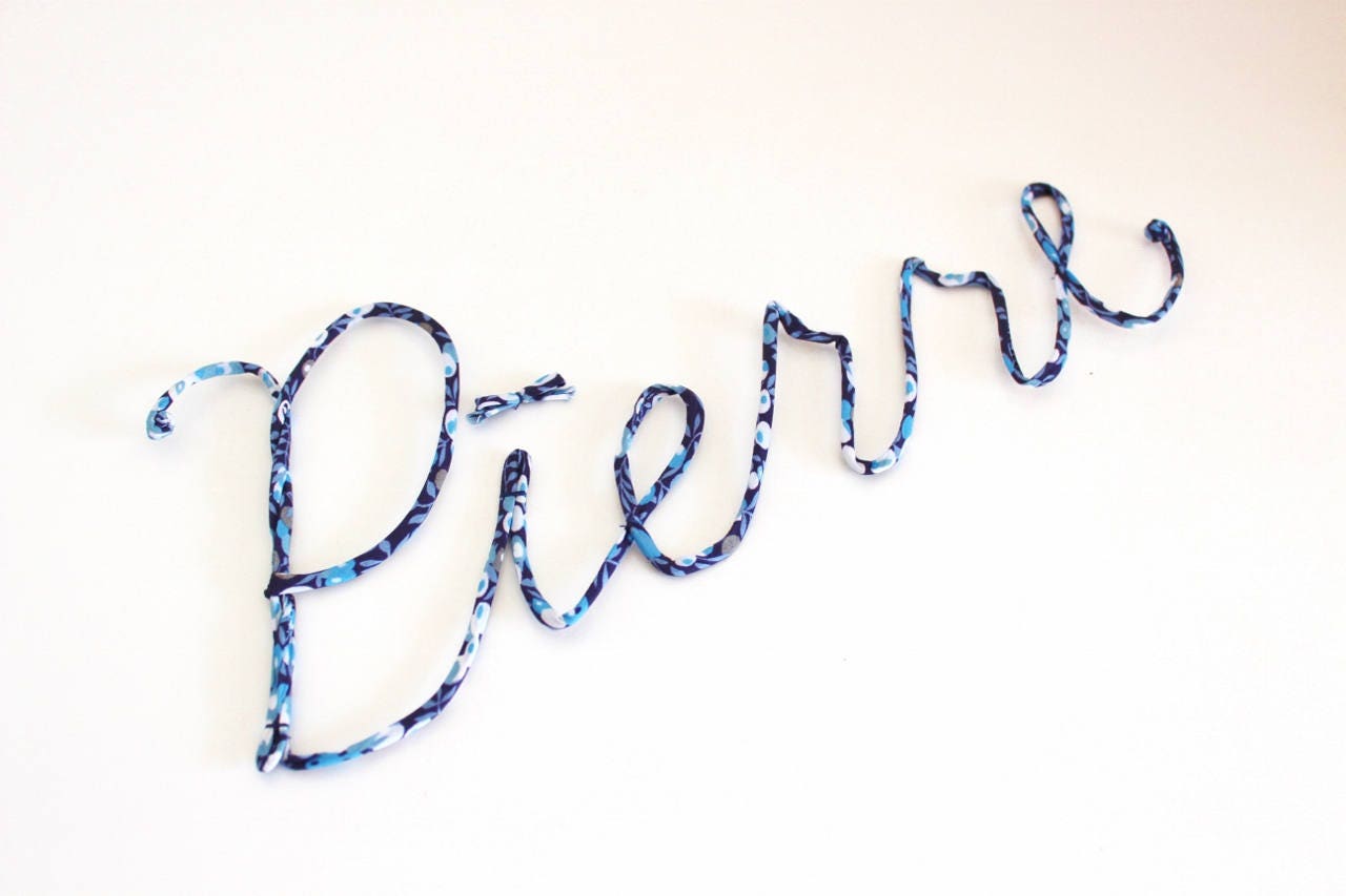 Prénom en Fil de Fer et Liberty Wiltshire Blueberry - sur Commande