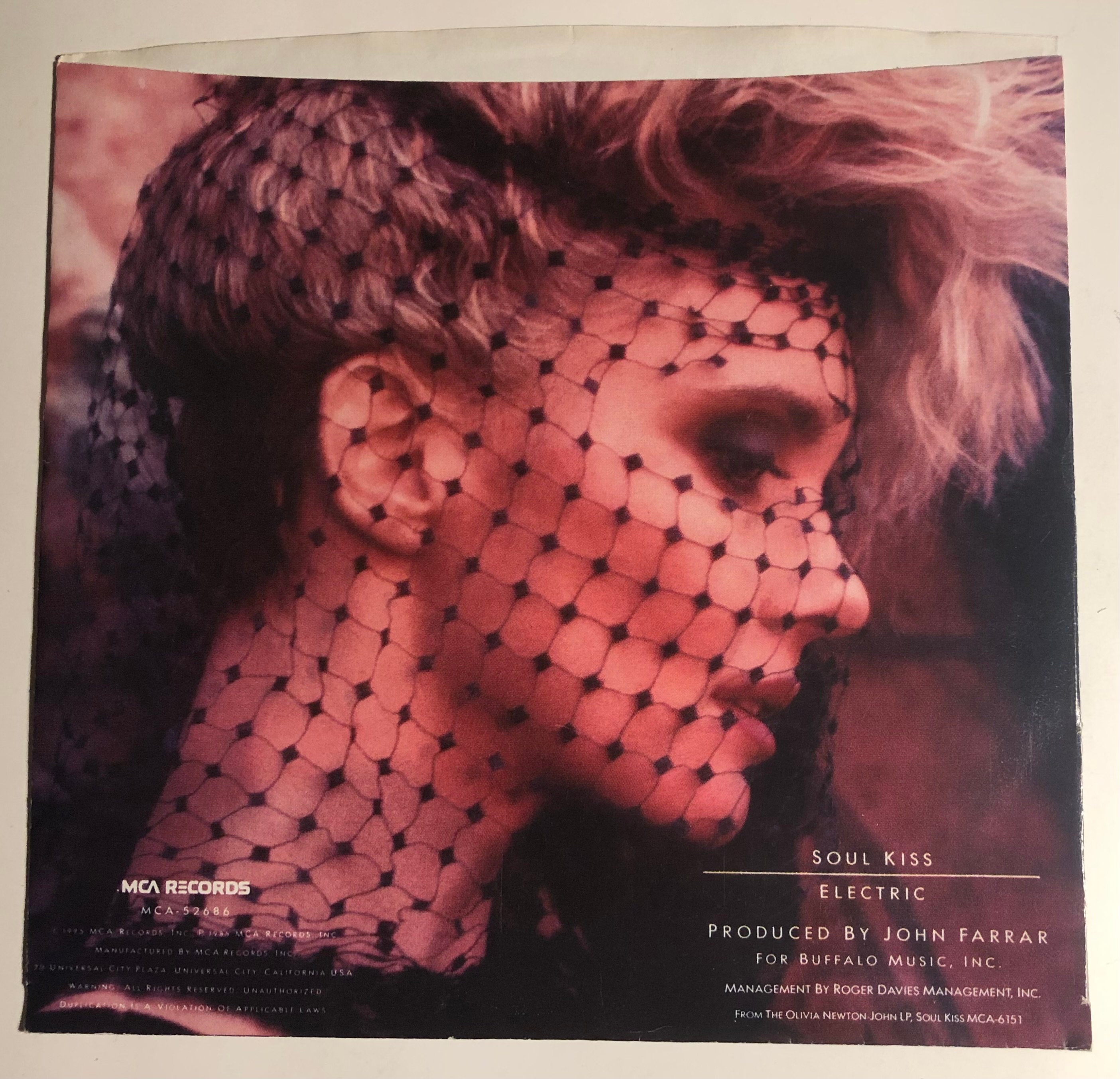 Olivia Newton-john / Soul Kiss and Electric / MCA Original 1985 45
