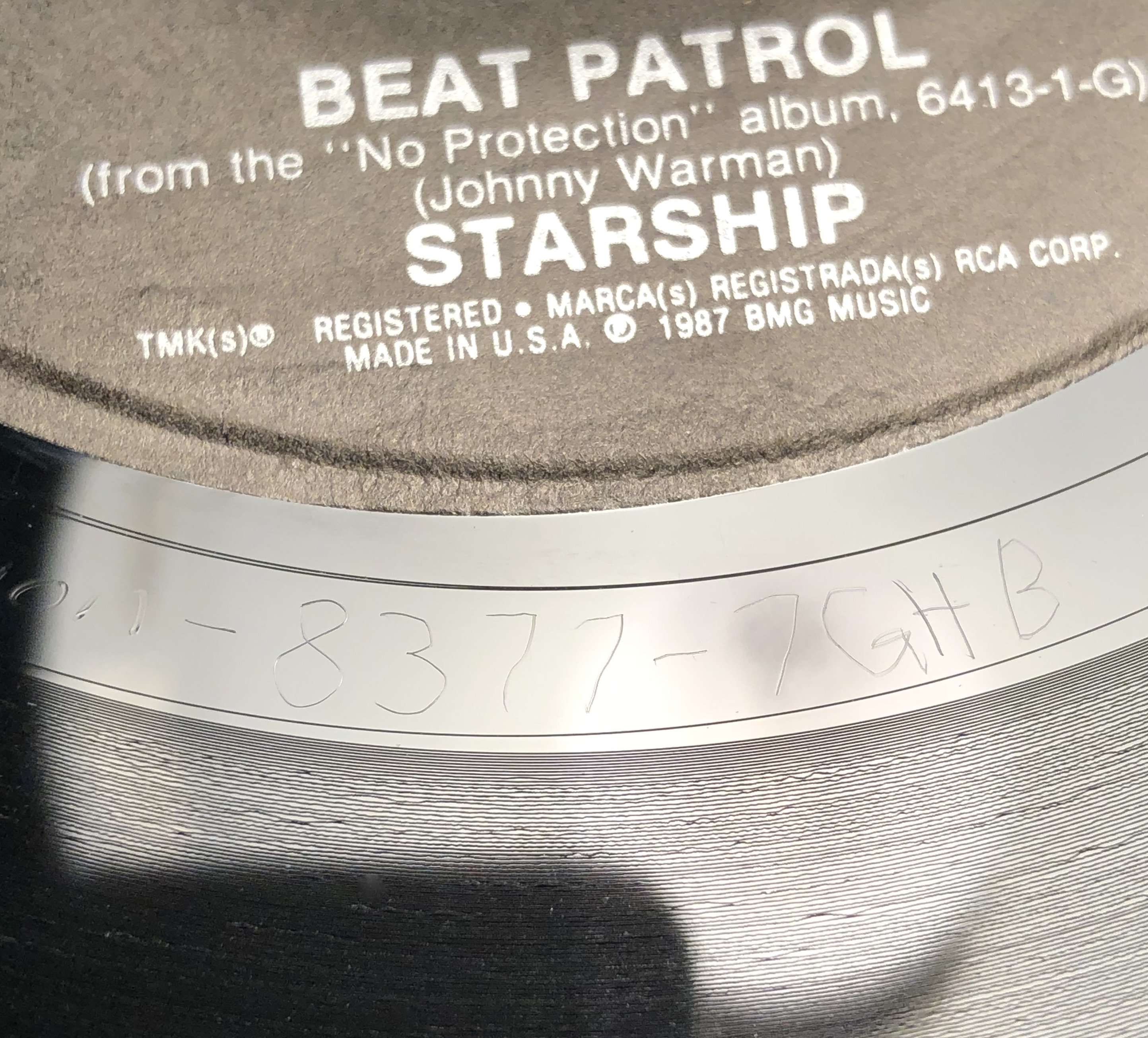 Jefferson Starship / Nothing's Gonna Stop Us Now & Beat Patrol / 7