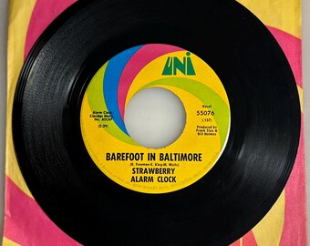 Strawberry Alarm Clock / Barefoot in Baltimore & Angry Young Man