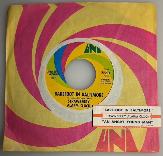Strawberry Alarm Clock / Barefoot in Baltimore & Angry Young Man