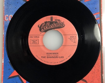 The Shangri-Las / Remember (Walkin' In The Sand) / 45rpm / NM+
