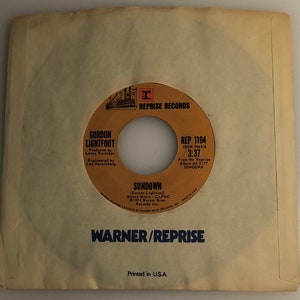 Gordon Lightfoot / Sundown & Too Late For Prayin&#39; / 1974 Reprise 45 / NM