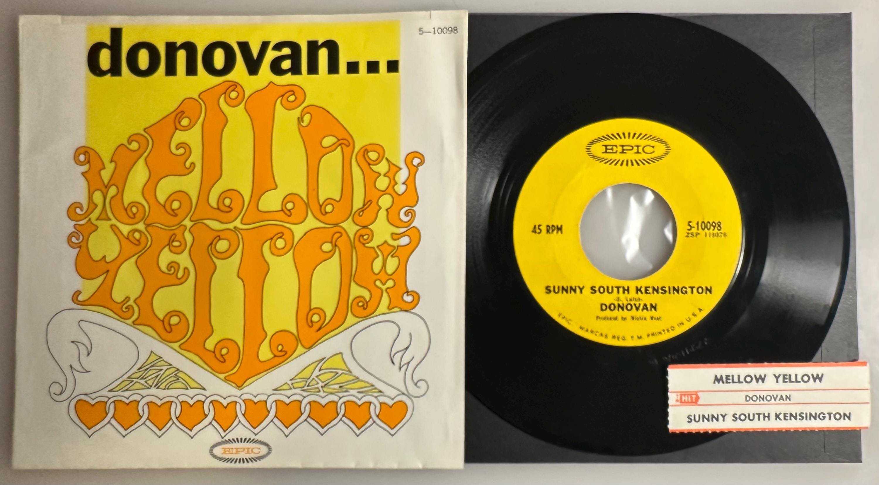 Donovan / Mellow Yellow / Epic 1966 45rpm W Picture Sleeve / NM+