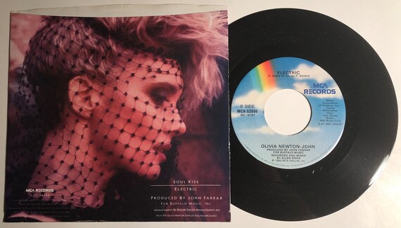 Olivia Newton-john / Soul Kiss and Electric / MCA Original 1985 45
