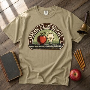 Vintage Teacher Heritage Shirt | Retro Educator Badge Tee | Building Futures Botanical Art | Teacher Gift Comfort Colors 1717 afbeelding 2