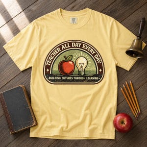 Vintage Teacher Heritage Shirt | Retro Educator Badge Tee | Building Futures Botanical Art | Teacher Gift Comfort Colors 1717 afbeelding 6