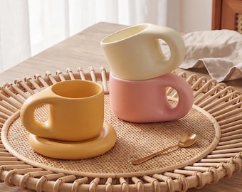 Retro Keramik Kaffeetasse und Untertassen-Set, nordische minimalistische Latte-Tasse, ästhetische Tasse, modernes Teetassen-Set, gemütliches Küchendekor