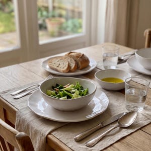 Handgjord keramisk servis, ekologiska oregelbundna tallrikar och skålar, minimalistisk nordisk servis, neutral stengodsmatgrupp