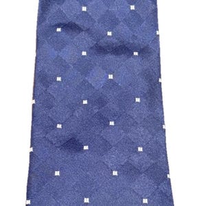 Prada Milano Marinblå Sidenslips | Jacquard Diamantprickmönster, Tillverkad i Italien