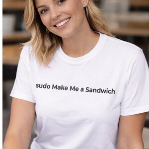 sudo Hazme un sándwich - Camiseta de humor clásico de Linux