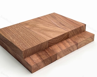 Meubelkwaliteit walnoot, duurzaam hout, walnootplank, op maat gesneden hout, premium walnoot, houtproject, woondecoratie, houten plank, walnoothouten paneel.