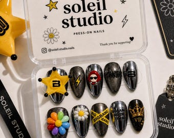 Big-Bang Stained Chrome Press-On-Nägel, Gold Crown & Daisy Gel-Nägel, VIP Forever Style Nägel, K-Pop-Konzert-Merchandise 2026, Fan-Geschenk