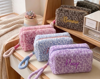 Personalized Plush Cosmetic Bag, Custom Name Makeup Pouch, Soft Faux Fur Travel Bag, Luxury Beauty Organizer, Birthday Gift for Her