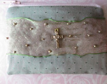 Zoi Silk Pouch-Verdant