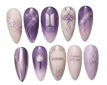 Unghie finte BTS, Unghie finte Kpop Comeback 2026, Set di unghie viola e bianche, Unghie da concerto in gel di lusso 3D, Unghie Army