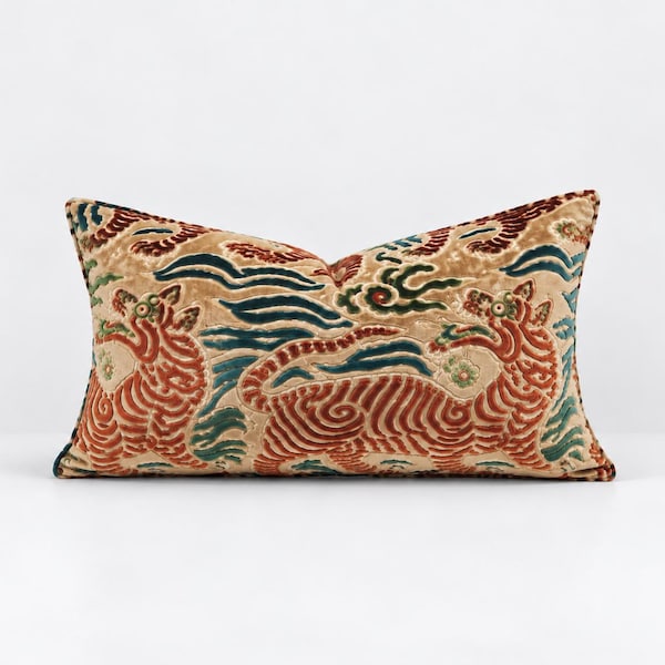 Funda de almohada de terciopelo con estampado de tigre estilo chinoiserie / Funda de cojín lumbar de terciopelo cortado / Cojín decorativo vintage de lujo / Decoración elegante para el hogar
