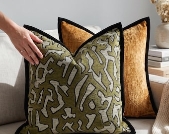 Housse de coussin abstraite verte | Housse de coussin en chenille | Housse de coussin olive moderne | Oreiller de luxe pour canapé | Élément décoratif neutre