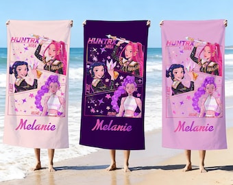 Toalha de praia personalizada Huntrix para meninas, toalha personalizada de caçadora de demônios Kpop, toalha para fãs de Huntrix, toalha de praia do anime Demon Huntrix, presente para meninas