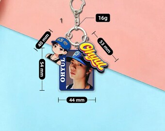LNGSHOT キャラクターキーホルダー ウジンWOOJIN Lngshot Keychain, Ohyul Ryul Woojin Louis Acrylic Bag Charm, Kpop