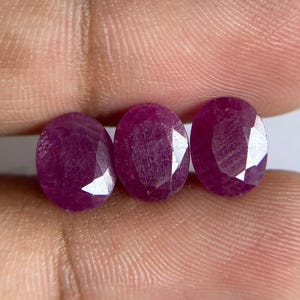 Natural Ruby Trio 9x7mm, 6.5Ct Total Oval Faceted Gems for Three-Stone Rings and Bracelets