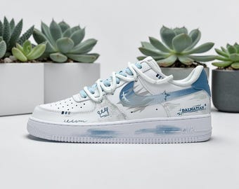 Baskets Air Force 1 personnalisées - Baskets bleu glacier Graffiti & Brushstroke | Chaussures streetwear artisanales personnalisées