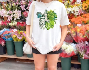 Skeleton Plant Shirt, Monstera Graphic Tee, Plant Lover T Shirt, Botanical Skeleton Art Apparel, Plant Mom Gift, Cozy Indoor Plant Lover Top