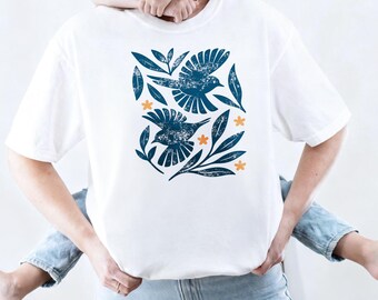 Retro Botanical Birds Shirt, Vintage Bird Graphic Tee, Nature Lover Boho Summer T Shirt, Floral Bird Aesthetic Unisex Gift Top for Men Women