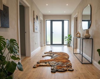 Handmade Tiger Tufted Rug, Large Animal Shaped Area Rug, Wildlife Floor Carpet, Statement Living Room Decor, Jungle Accent Rug
