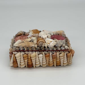 Shell Box, Handcrafted Seashell Keepsake Box, Coastal Jewelry Storage, Nautical Decor