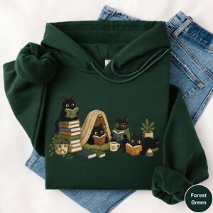 Sudadera con capucha de gato negro leyendo, sudadera con capucha de gato para amantes de los libros, regalo acogedor para lectoras, sudadera para mamás de gatos, regalo para bibliotecarias y maestras amantes de los libros imagen 13
