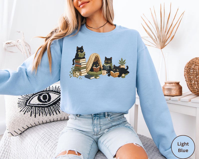 Sudadera con capucha de gato negro leyendo, sudadera con capucha de gato para amantes de los libros, regalo acogedor para lectoras, sudadera para mamás de gatos, regalo para bibliotecarias y maestras amantes de los libros imagen 3