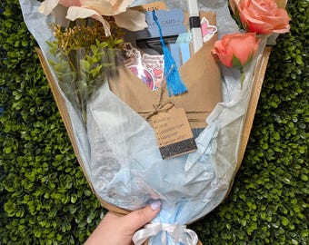 Blind Date Book Bouquet | Personalized Gift Set