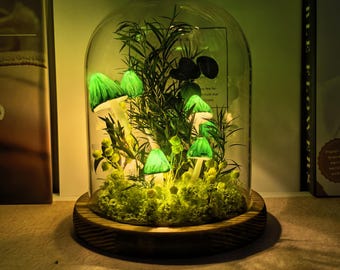 Handmade Crystal Mushroom Lamp, Green Mushroom Night Light, Fairytale Forest Mushroom Lamp, Cottagecore Decor, Apartment Decor
