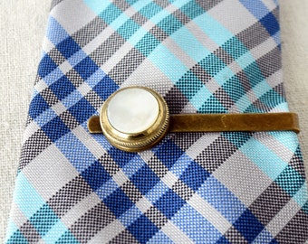 Trumpet Finger Button Tie Clip