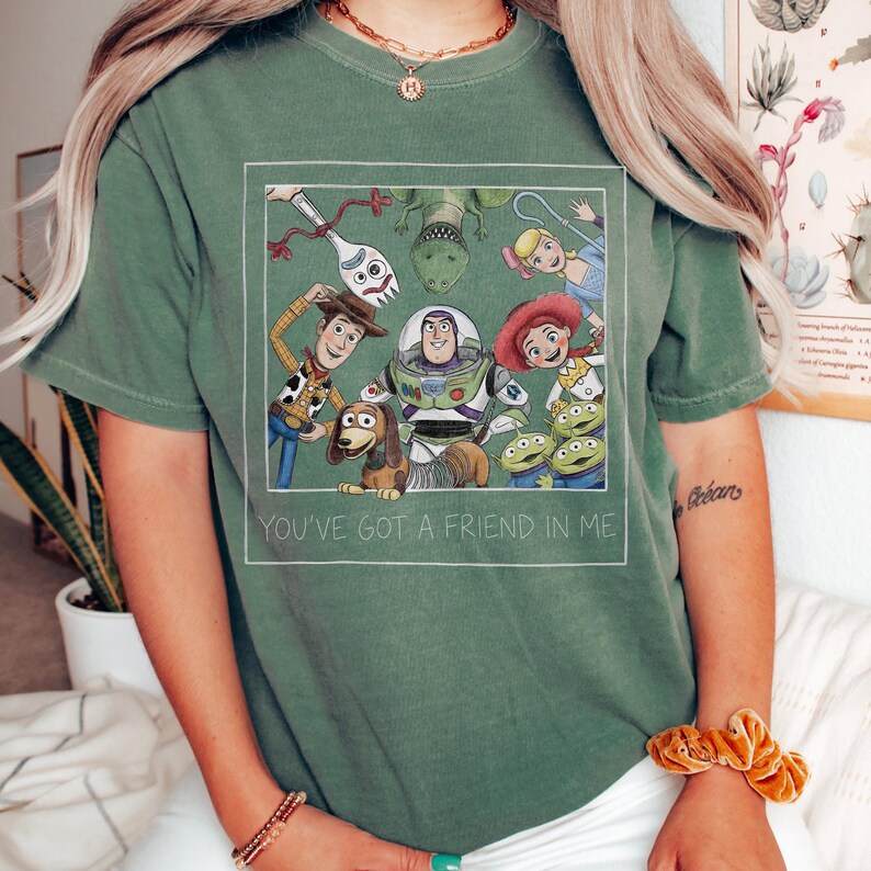 Toy Story-tröja, You've Got A Friend In Me-tröja, Disney-vänskapströja, Toy Story-familjesemestertröja, söt Pixar-bästa-vän-tröja Moss/Military Green