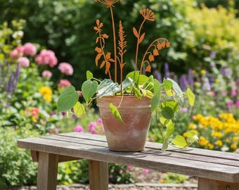 5pcs Rusty Metal Wildflower Garden Stakes Rustic Flower Plant Decor Set