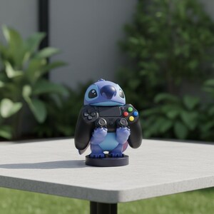 Alien Controller Holder, Gaming Desk Stand, Gamepad & Phone Organizer, Gamer Setup Decor