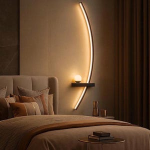 Modern LED Wall Light – Curved Minimalist Wall Sconce – Luxury Gold/Black Wall Lamp for Bedroom, Living Room & Hotel Decor