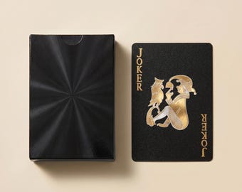 Baraja de cartas de plástico negro y dorado, impermeable, de PVC, para jugar a las cartas en una noche de juegos, regalo familiar, baraja personalizada, set de póker, recuerdo de boda, cartulina de primera calidad