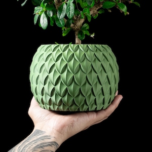 Modern Geometric 3D Printed Planter | Decorative Flower Pot | Minimalist Home Decor | Unique Plant Pot | Gift for Plant Lovers