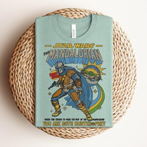 Star Wars The Mandalorian Bounty Hunter Vintage T-Shirt, Retro Star Wars Shirt, Disneyland Family Matching Shirt, Galaxy's Edge Trip Bild 11
