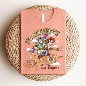 Toy Story Buzz Lightyear Woody T-Shirt, To Infinity and Beyond Tee bild 2