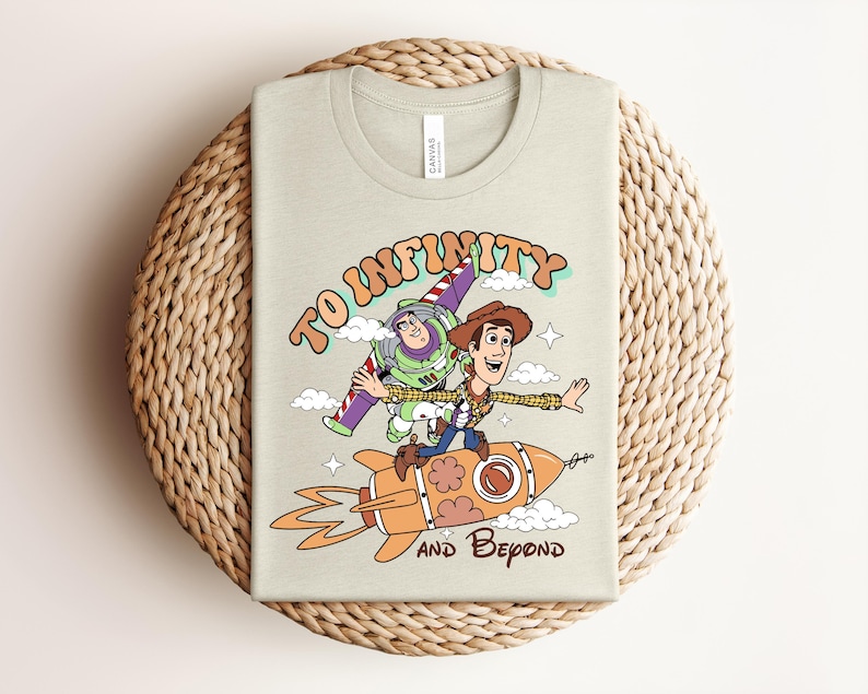 Toy Story Buzz Lightyear Woody T-Shirt, To Infinity and Beyond Tee bild 1