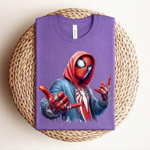 Marvel Spiderman T-shirt, Disneyland Family Trip Tee, Vintage Amazing Spider-Man Shirt, MCU Fans Shirt, Marvel Fantasy Shirt, Spiderman Tee bild 6