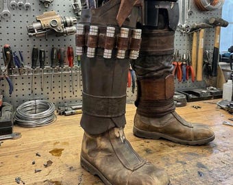 Inspiré de Star Wars, paquet d'armure de jambe en cuir véritable mandalorien, accessoire de costume de cosplay mandalorien fait main.