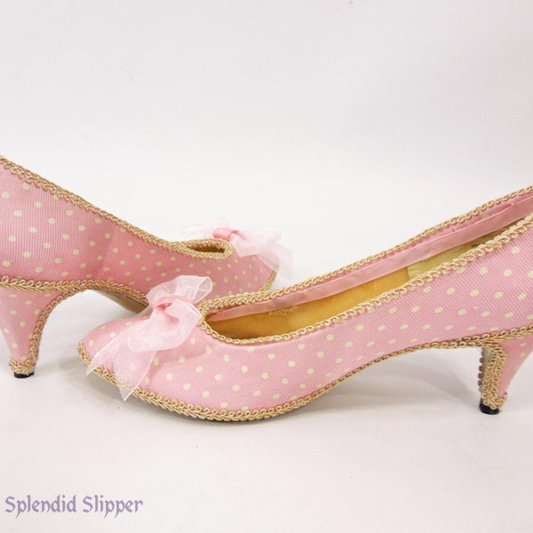 READY TO SHIP - Hand-Decorated Shoes, Rococo Shoes, Pink Silk Shoes, Marie Antoinette, Cosplay Shoes - 7N, 7.5N