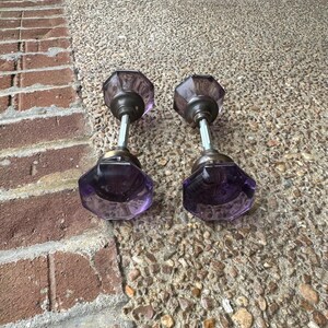 Pomos de puerta morados, pomos de cristal, pomo de puerta antiguo de latón